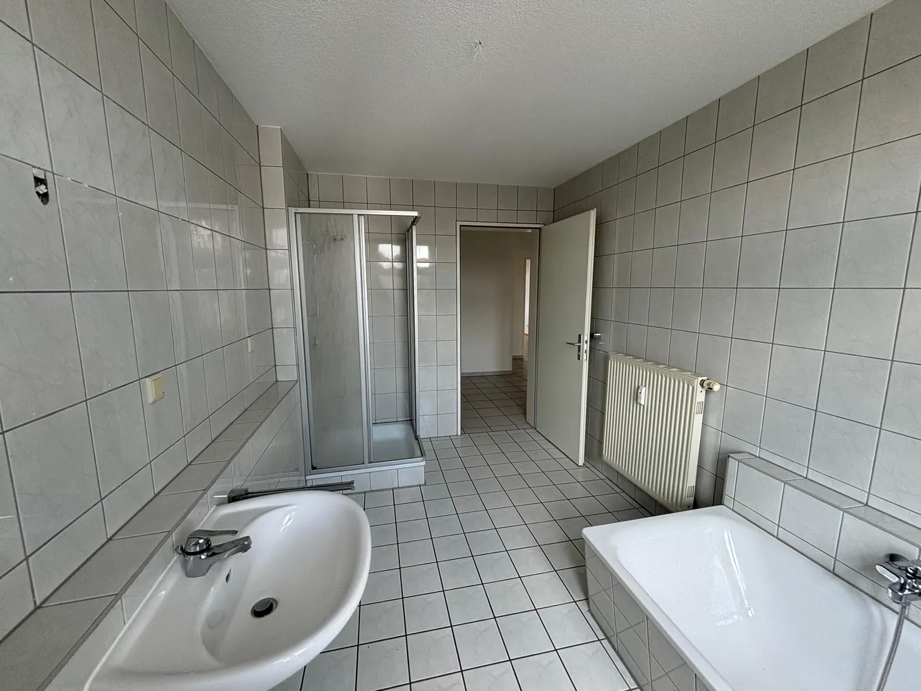 3 room apartment with 92 m² in Magdeburg – Photo 5
