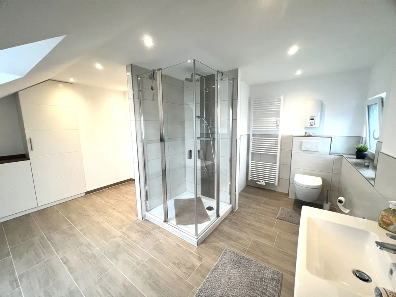 2 Zimmer Wohnung mit 82 m² in Duisburg – Bild 7