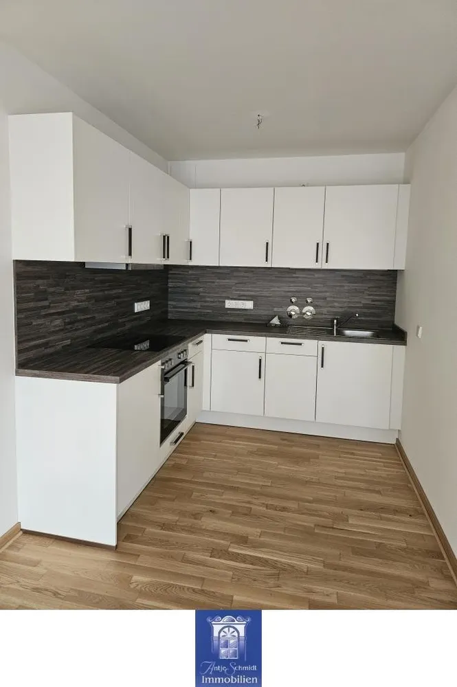 2 Zimmer Wohnung mit 66 m² in Dresden – Bild 2