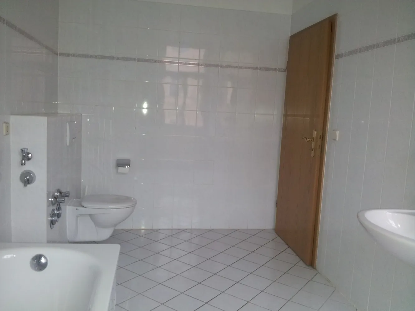 2 Zimmer Wohnung mit 46 m² in Halle (Saale) – Bild 11