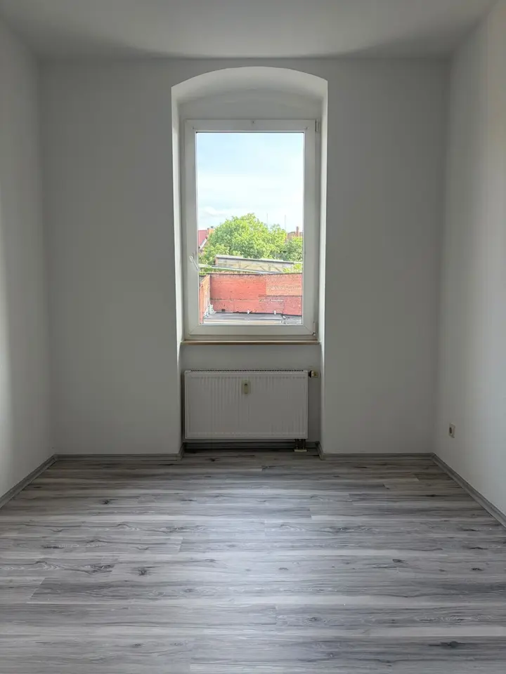 2 Zimmer Wohnung mit 46 m² in Erfurt – Bild 2
