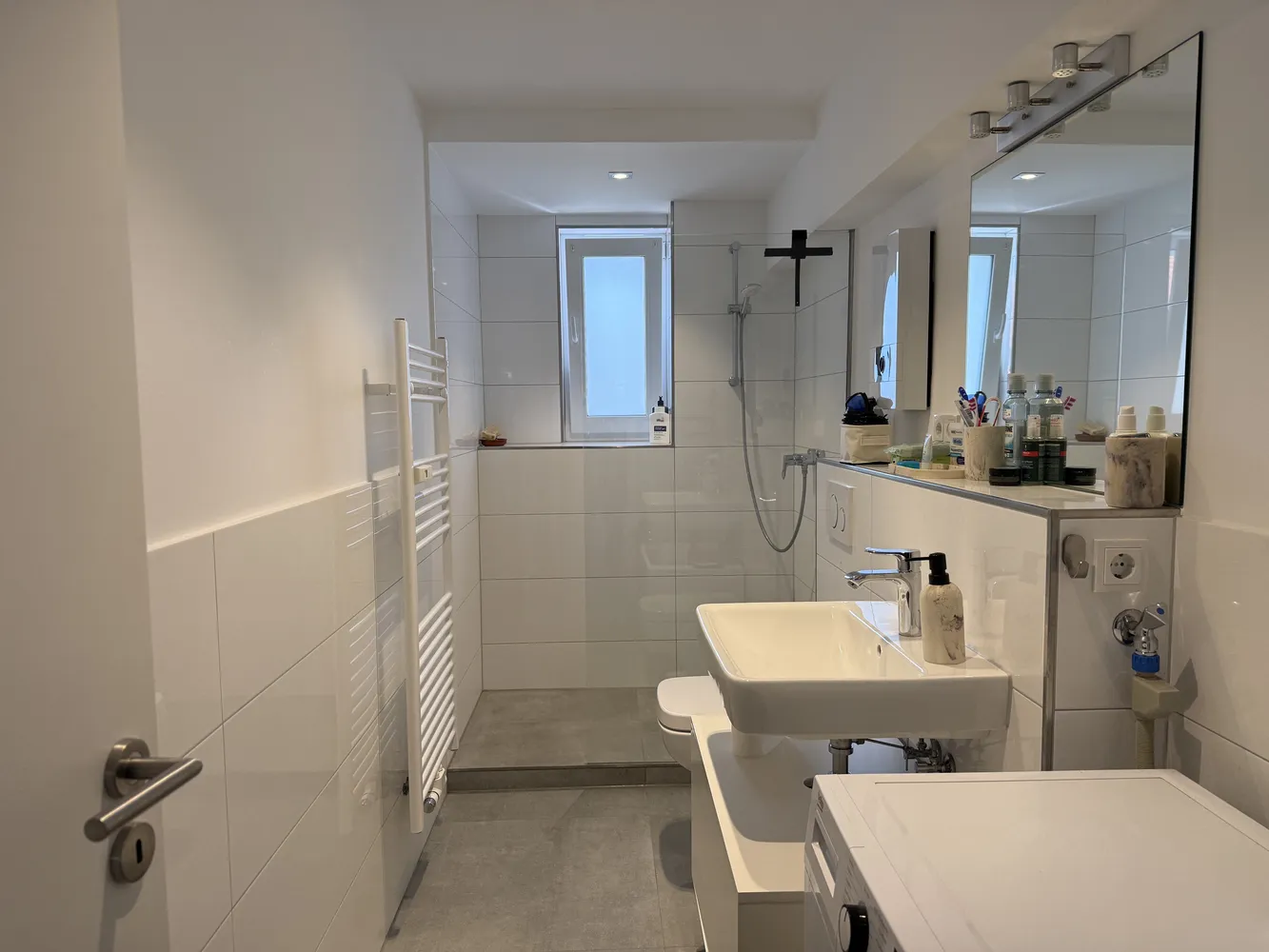 2 Zimmer Wohnung mit 65 m² in Düsseldorf – Bild 1