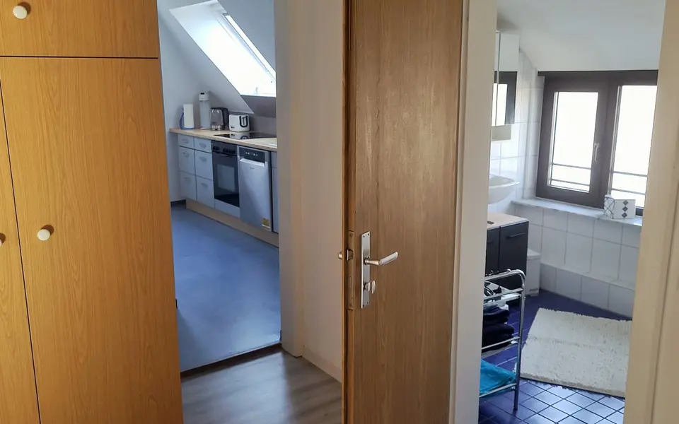 WG-Zimmer mit 55 m² in Stuttgart – Bild 2