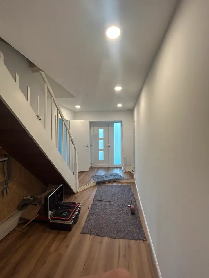 6 Zimmer Wohnung mit 130 m² in Bremerhaven – Bild 8