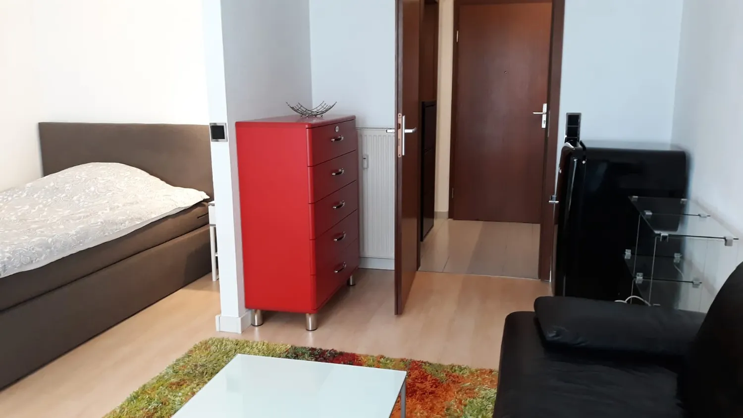1 room apartment with 32 m² in Stuttgart – Photo 7