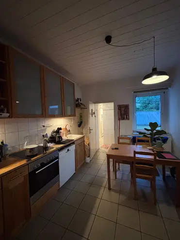 3 Zimmer Wohnung mit 83 m² in Köln – Bild 2
