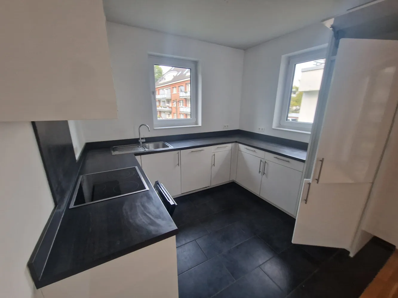 4 Zimmer Wohnung mit 77 m² in Hamburg – Bild 2