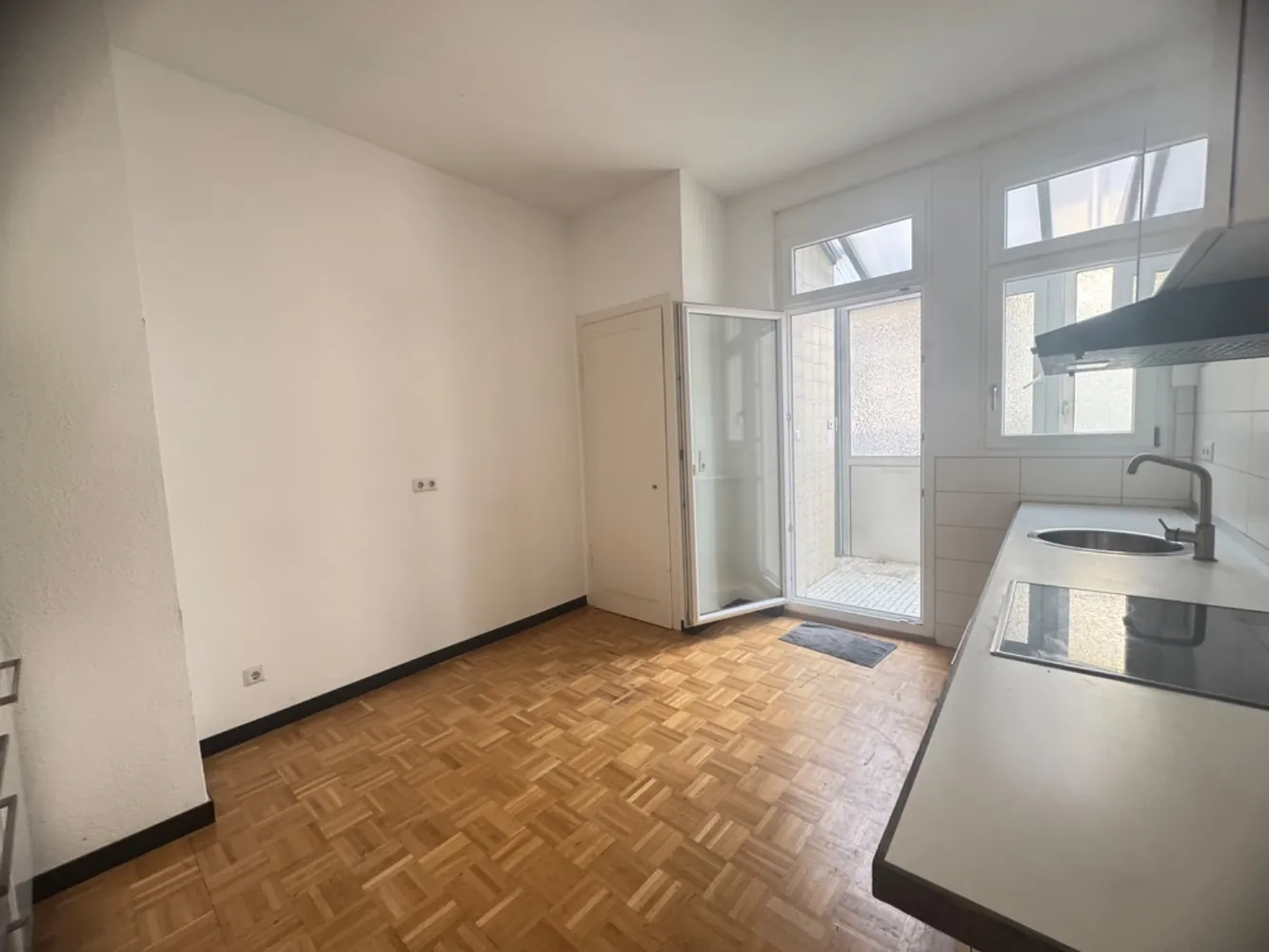 4 Zimmer Wohnung mit 118 m² in Stuttgart – Bild 3