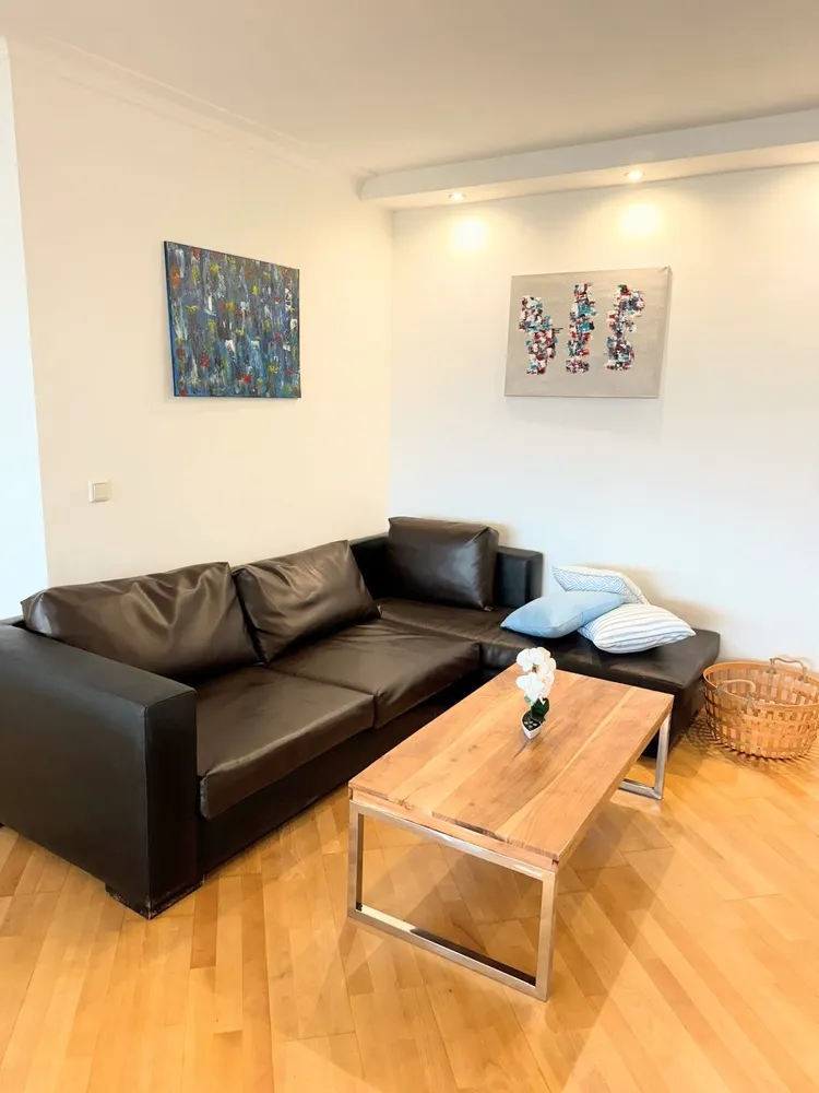 5 room apartment with 135 m² in Düsseldorf – Photo 6
