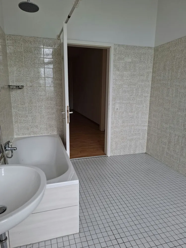 3 Zimmer Wohnung mit 125 m² in Hof – Bild 7
