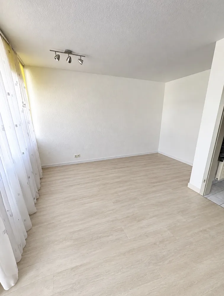 1 Zimmer Wohnung mit 37 m² in Wiesbaden – Bild 8