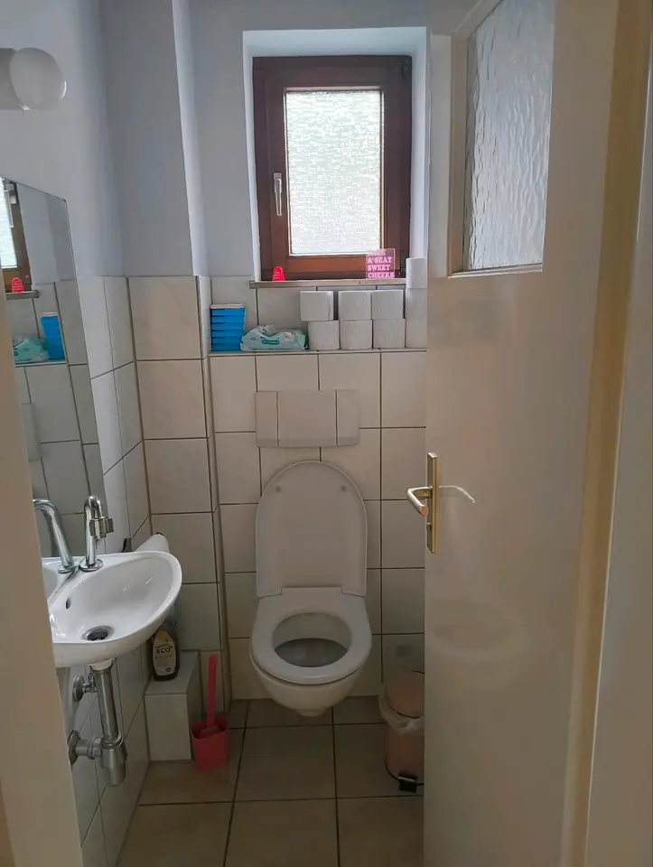 Shared room with 90 m² in Stuttgart – Photo 6