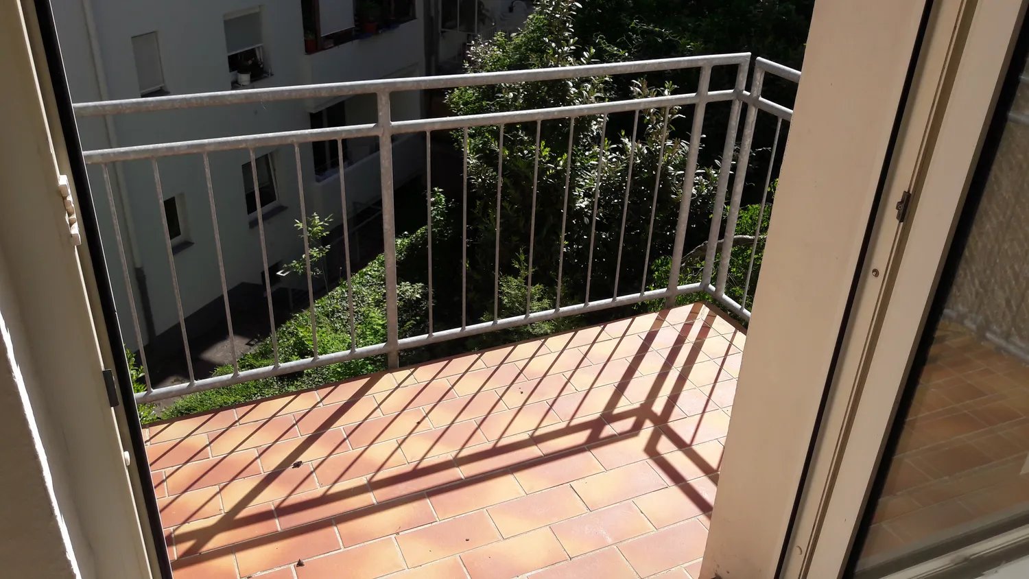 2 Zimmer Wohnung mit 59 m² in Krefeld – Bild 2
