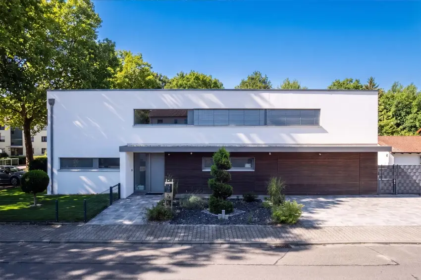6 Zimmer Haus mit 292 m² in Karlsruhe – Bild 2