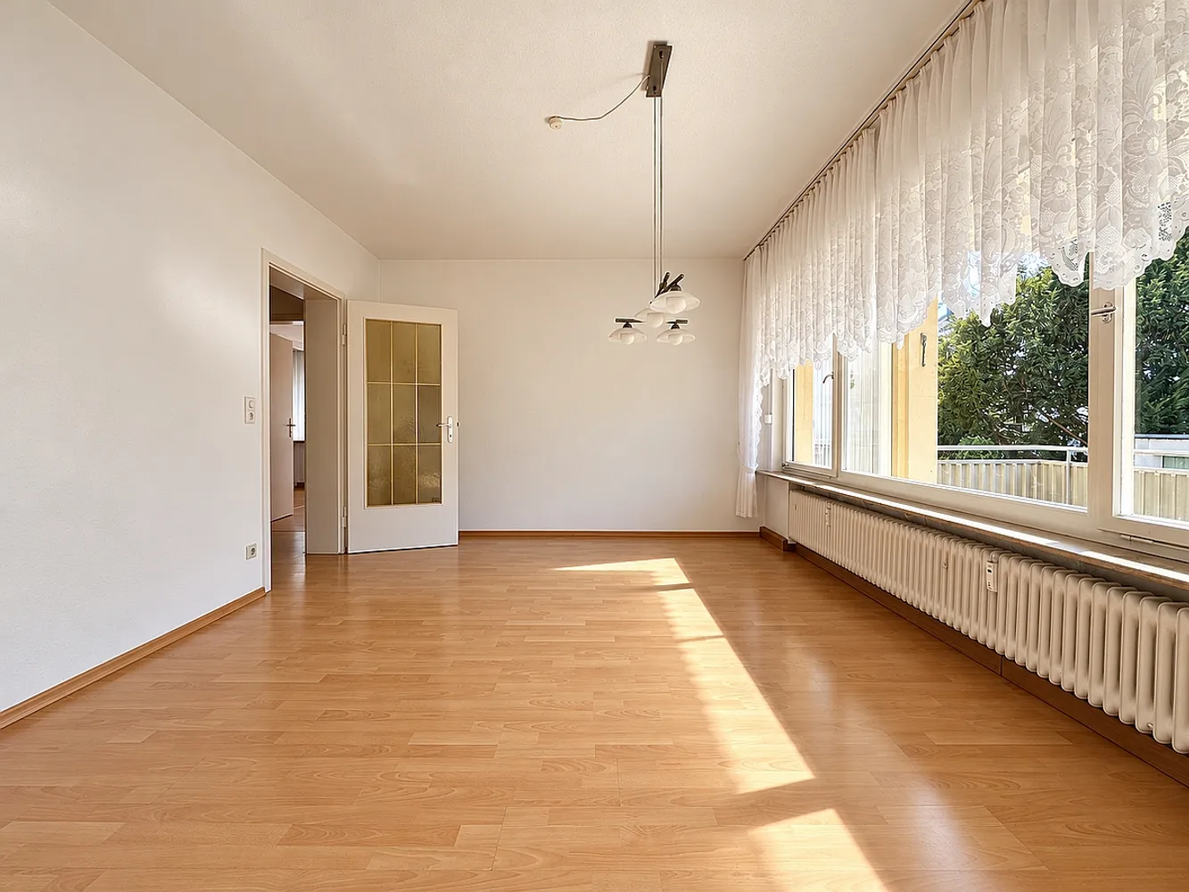 5 Zimmer Wohnung mit 96 m² in Stuttgart – Bild 2