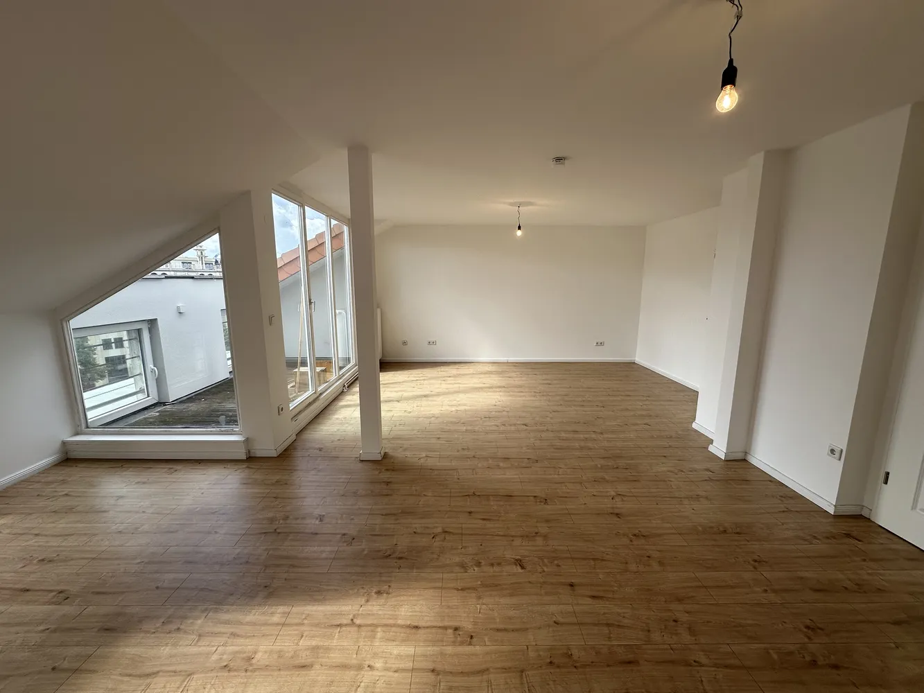2 Zimmer Wohnung mit 76 m² in Berlin – Bild 9