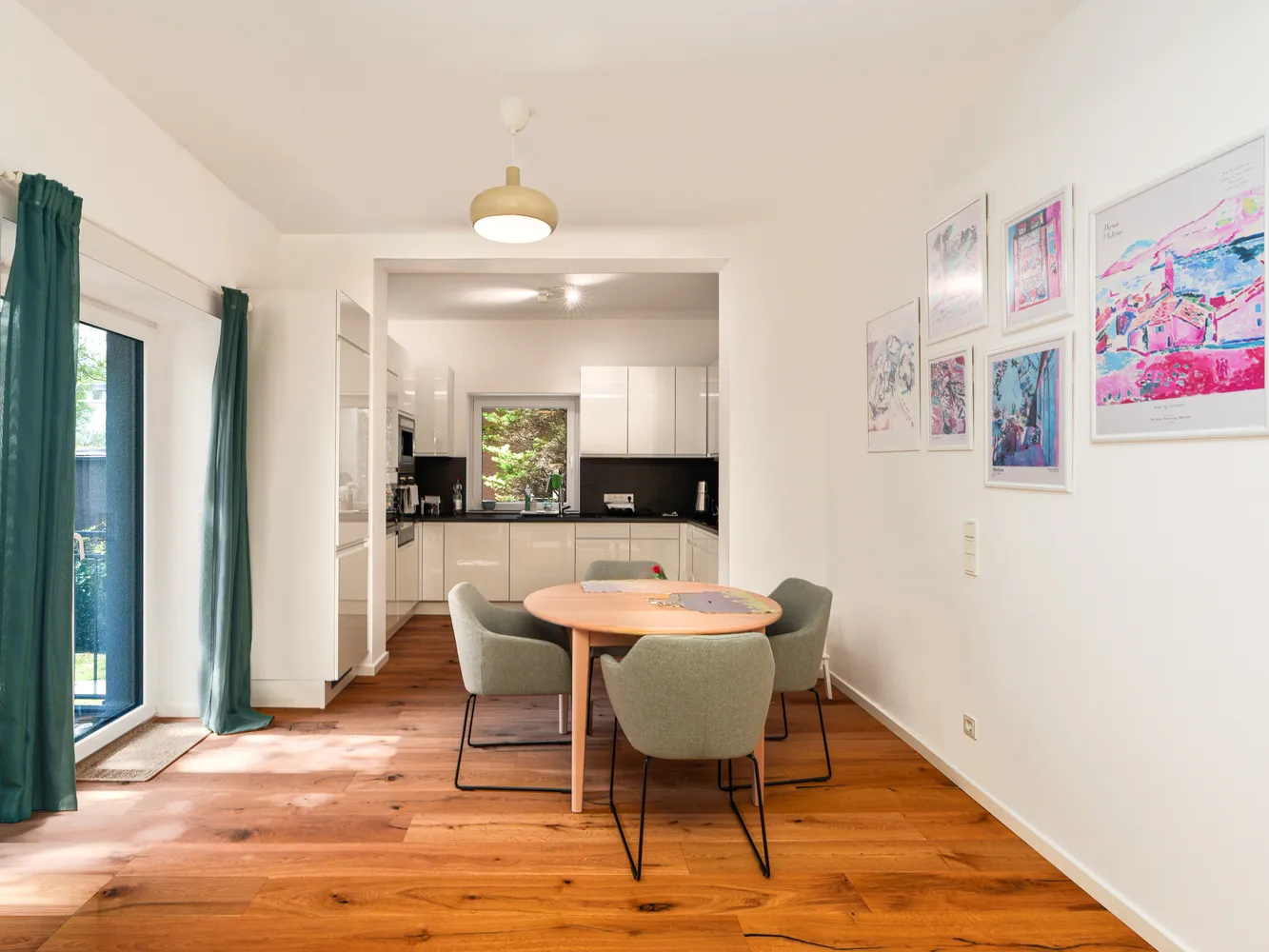 3 Zimmer Wohnung mit 108 m² in Wiesbaden – Bild 2