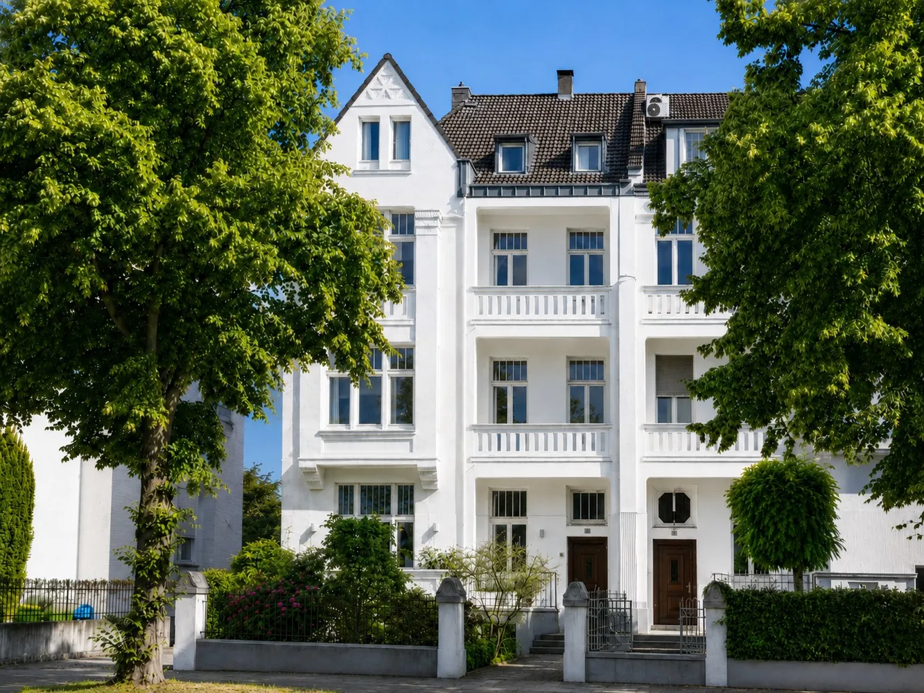 5 Zimmer Wohnung mit 190 m² in Krefeld – Bild 2