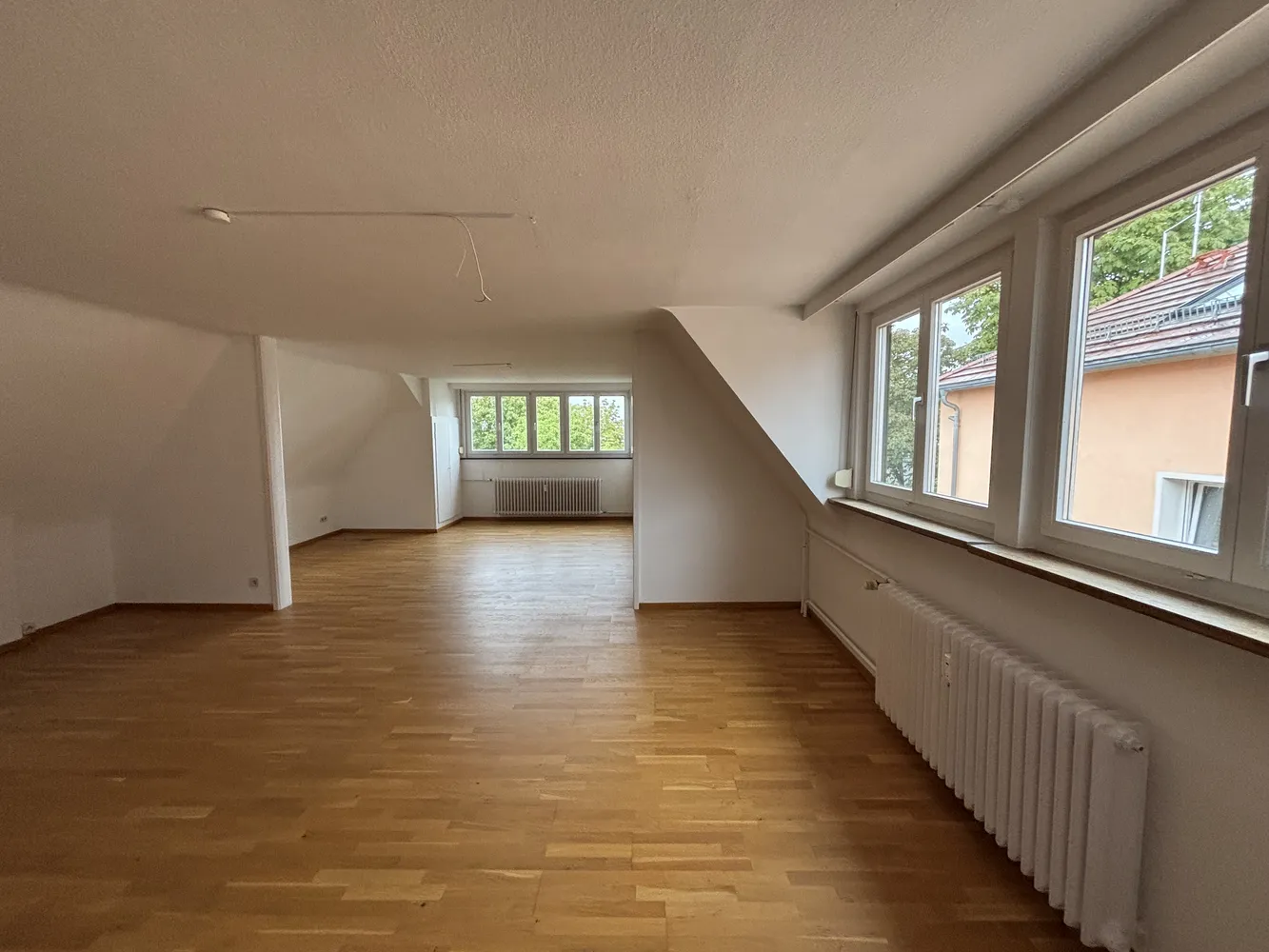 4 Zimmer Wohnung mit 114 m² in Stuttgart – Bild 2