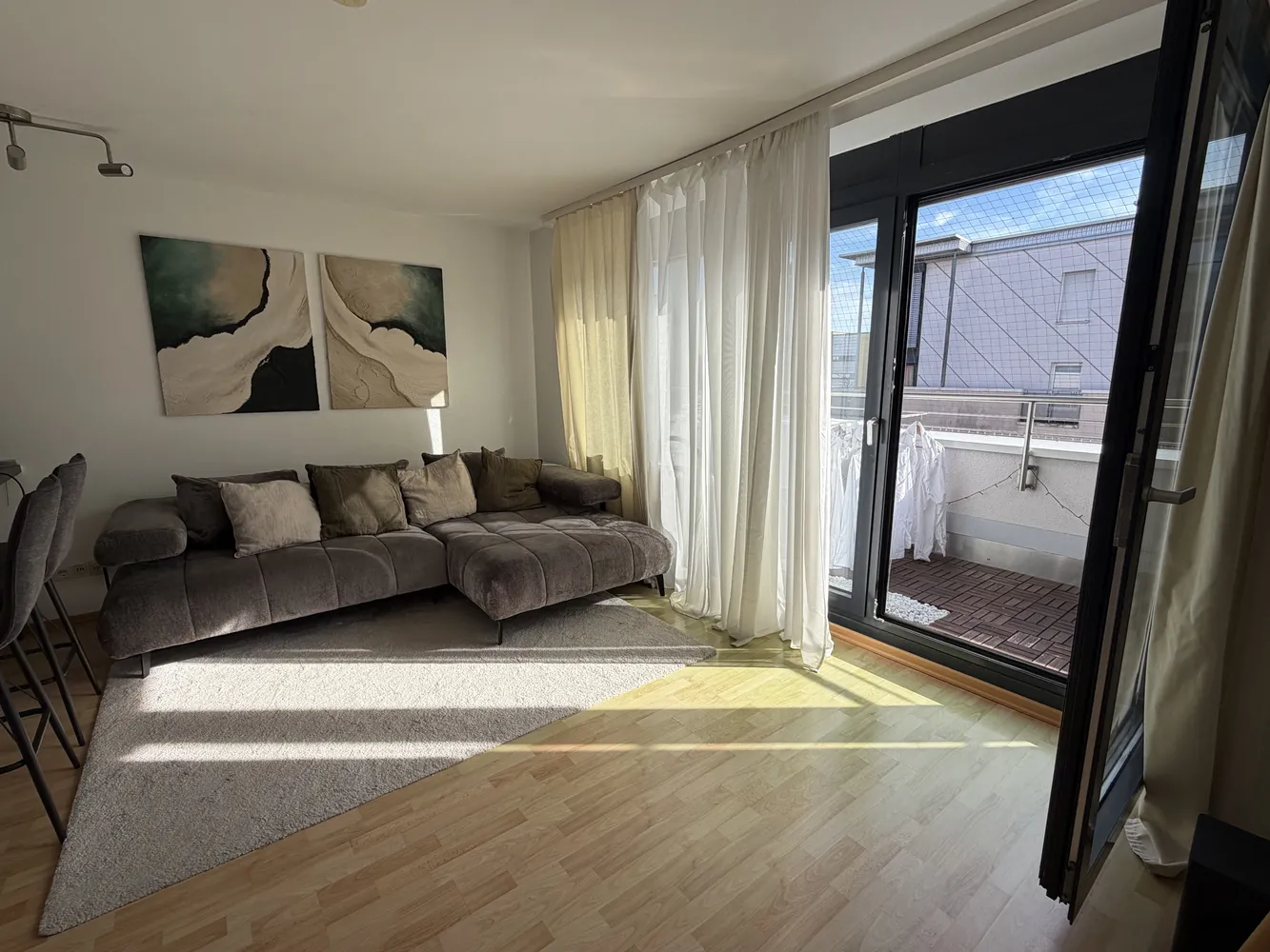 2 room apartment with 64 m² in Frankfurt am Main – Photo 1