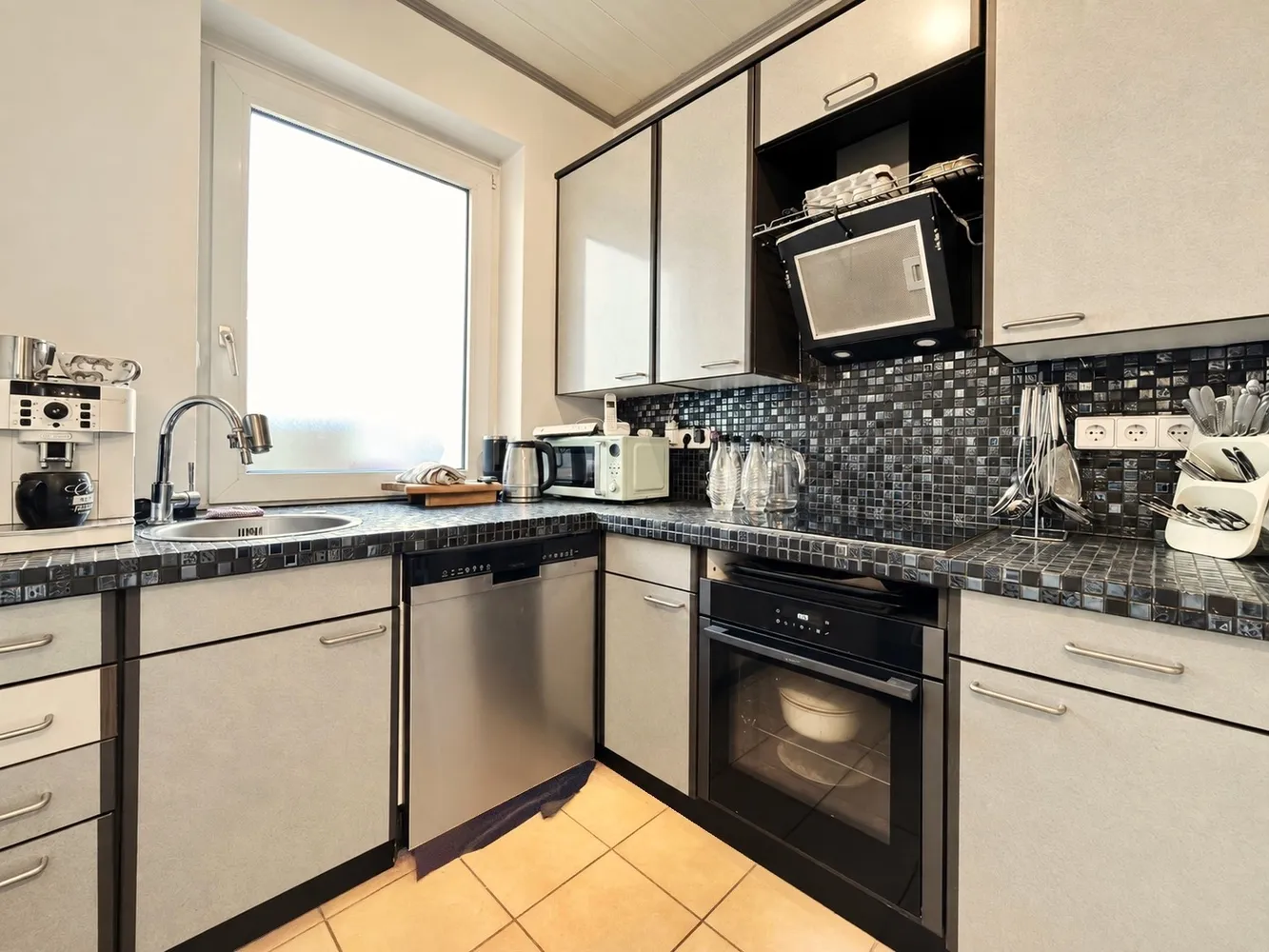 3 Zimmer Wohnung mit 120 m² in Krefeld – Bild 6
