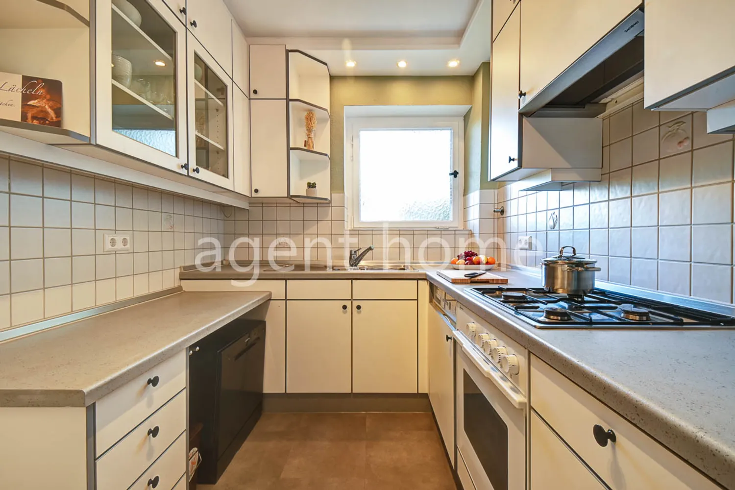 2 room apartment with 49 m² in Stuttgart – Photo 10