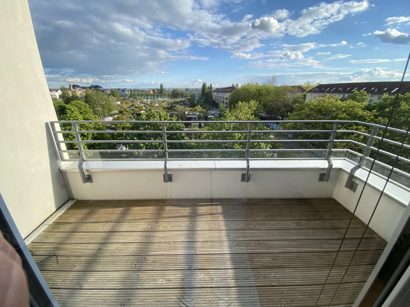 2 Zimmer Wohnung mit 56 m² in Dresden – Bild 2