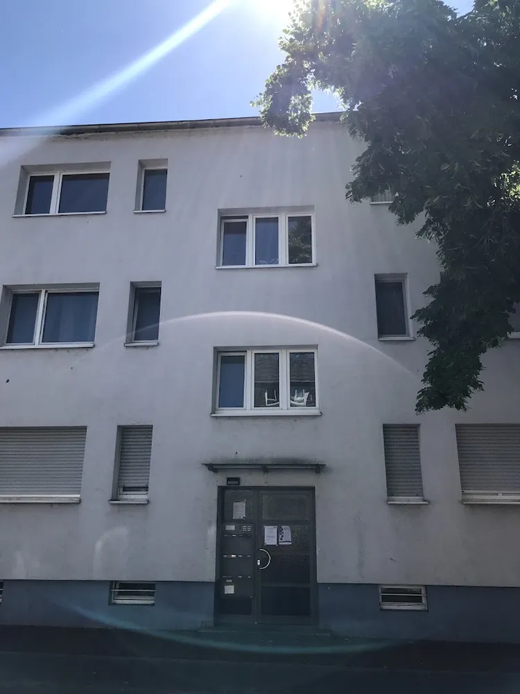 2 Zimmer Wohnung mit 42 m² in Frankfurt am Main – Bild 1