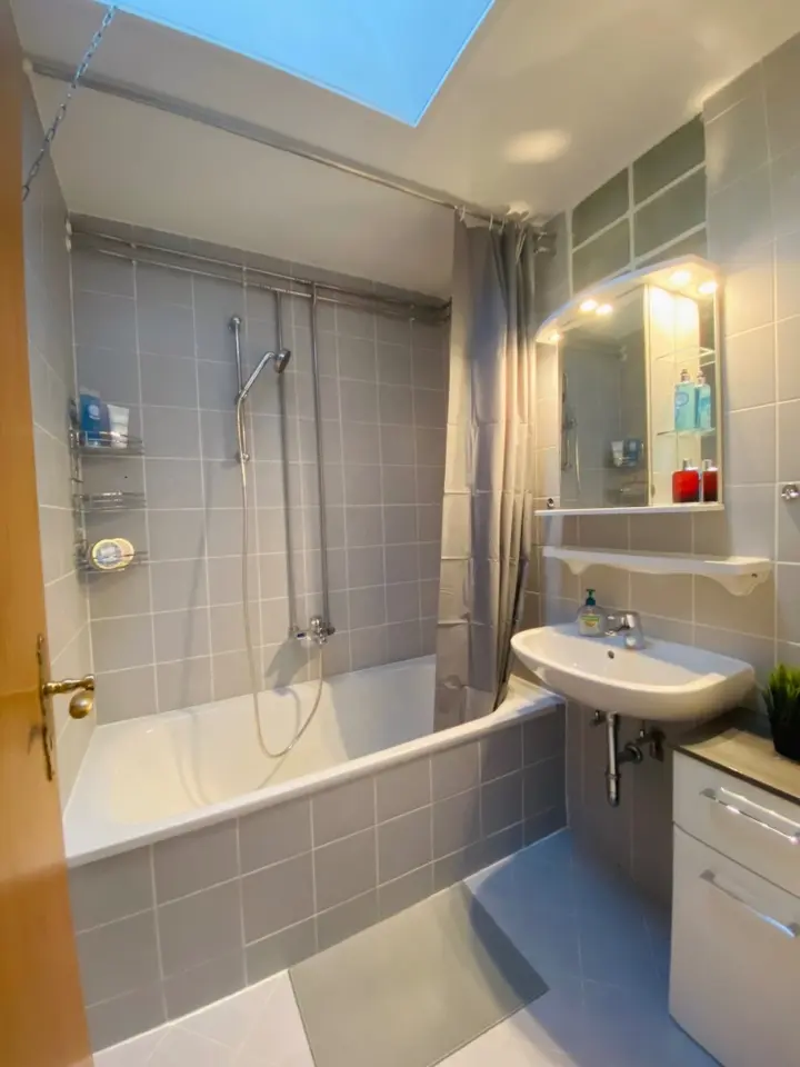Shared room with 75 m² in Stuttgart – Photo 4
