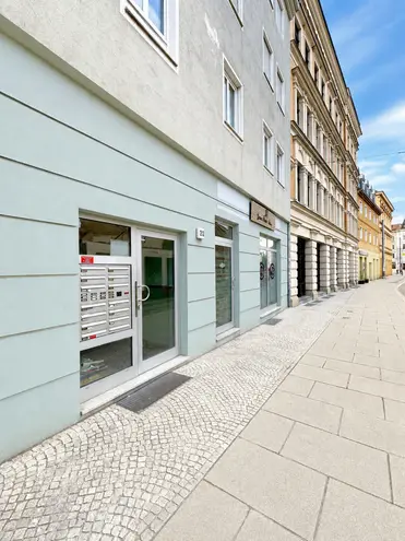 2 Zimmer Wohnung mit 47 m² in Halle (Saale) – Bild 3