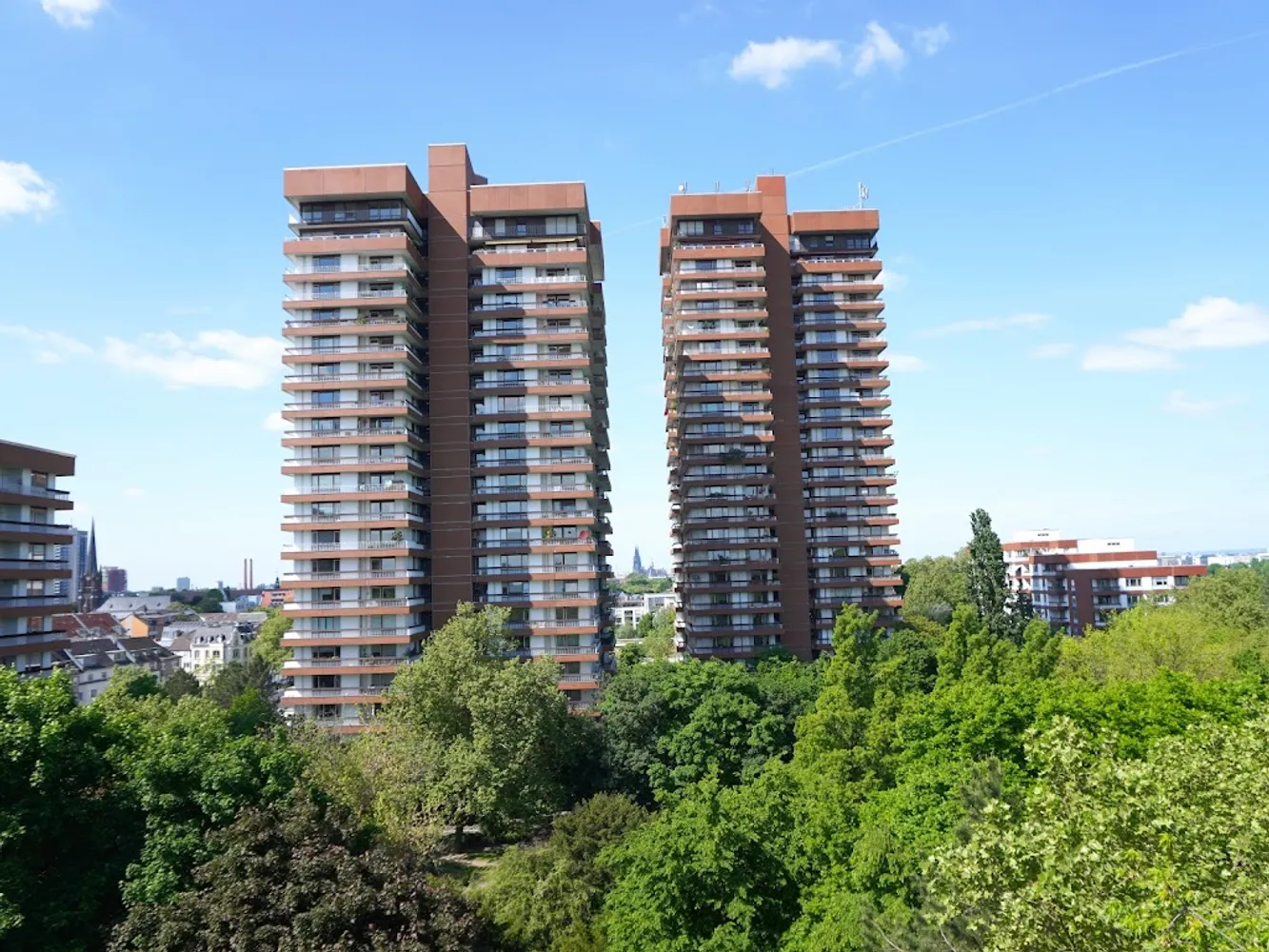 4 Zimmer Wohnung mit 140 m² in Köln – Bild 3