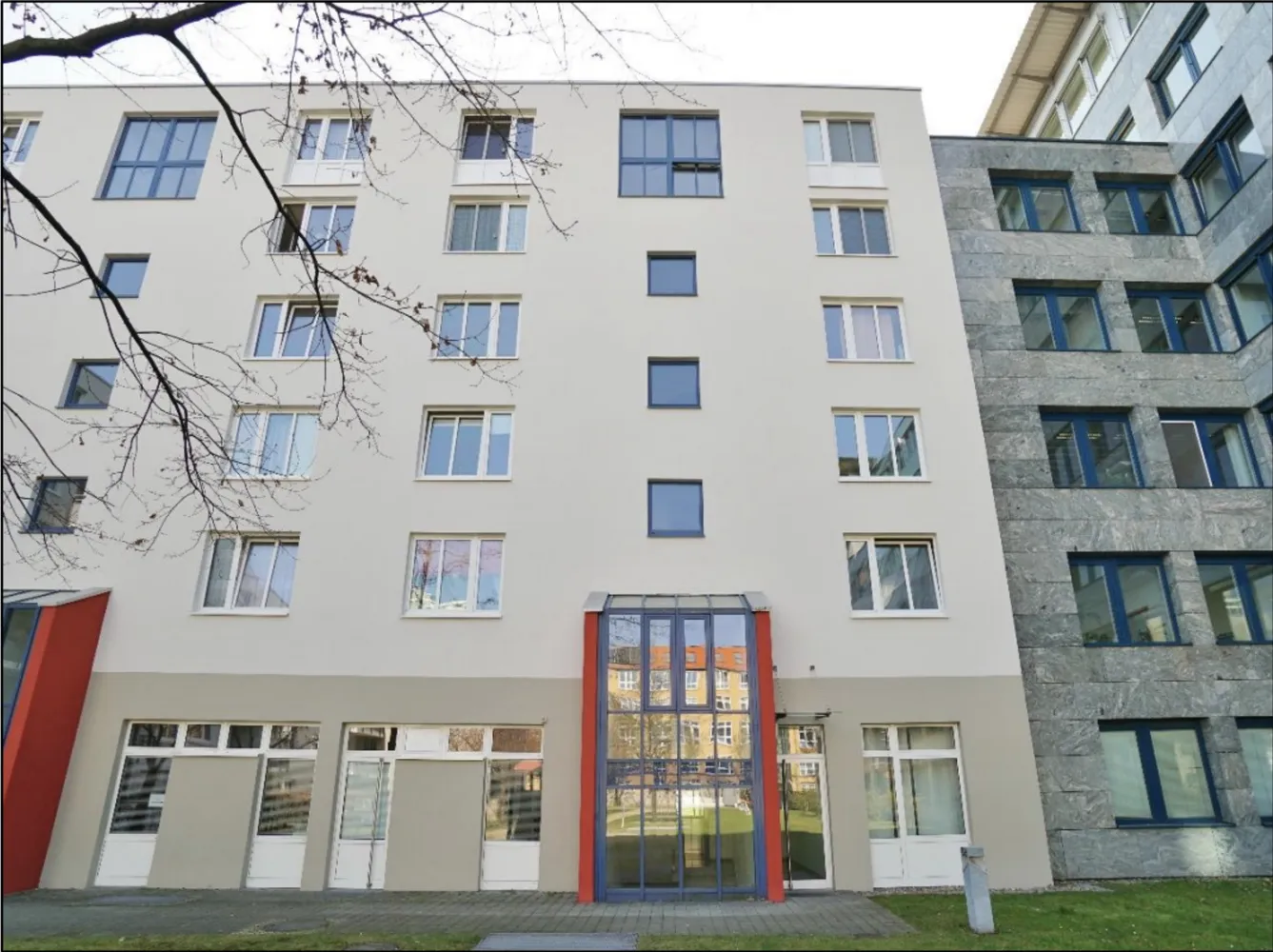 2 room apartment with 60 m² in Berlin – Photo 5