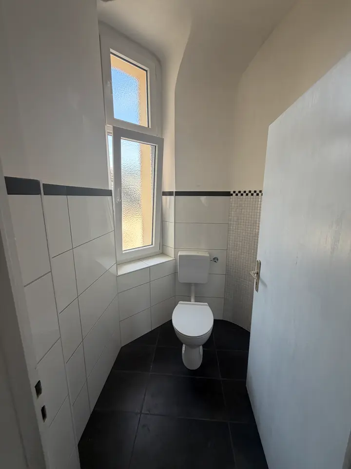 4 Zimmer Wohnung mit 149 m² in Wuppertal – Bild 2