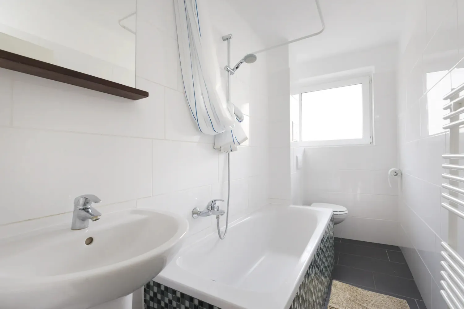 Shared room with 27 m² in Berlin – Photo 2