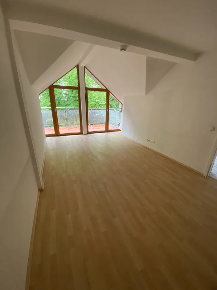 2 Zimmer Wohnung mit 67 m² in Berlin – Bild 10