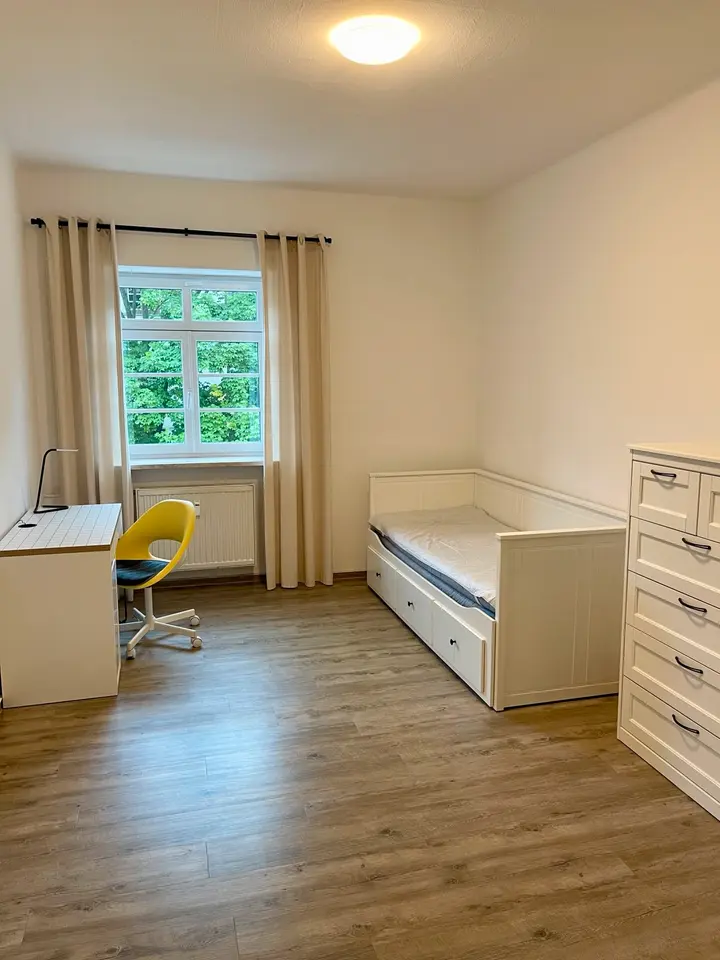 3 Zimmer Wohnung mit 44 m² in Erfurt – Bild 1