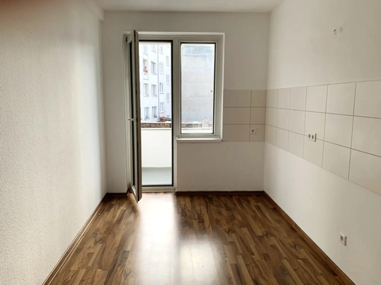 3 room apartment with 74 m² in Düsseldorf – Photo 4