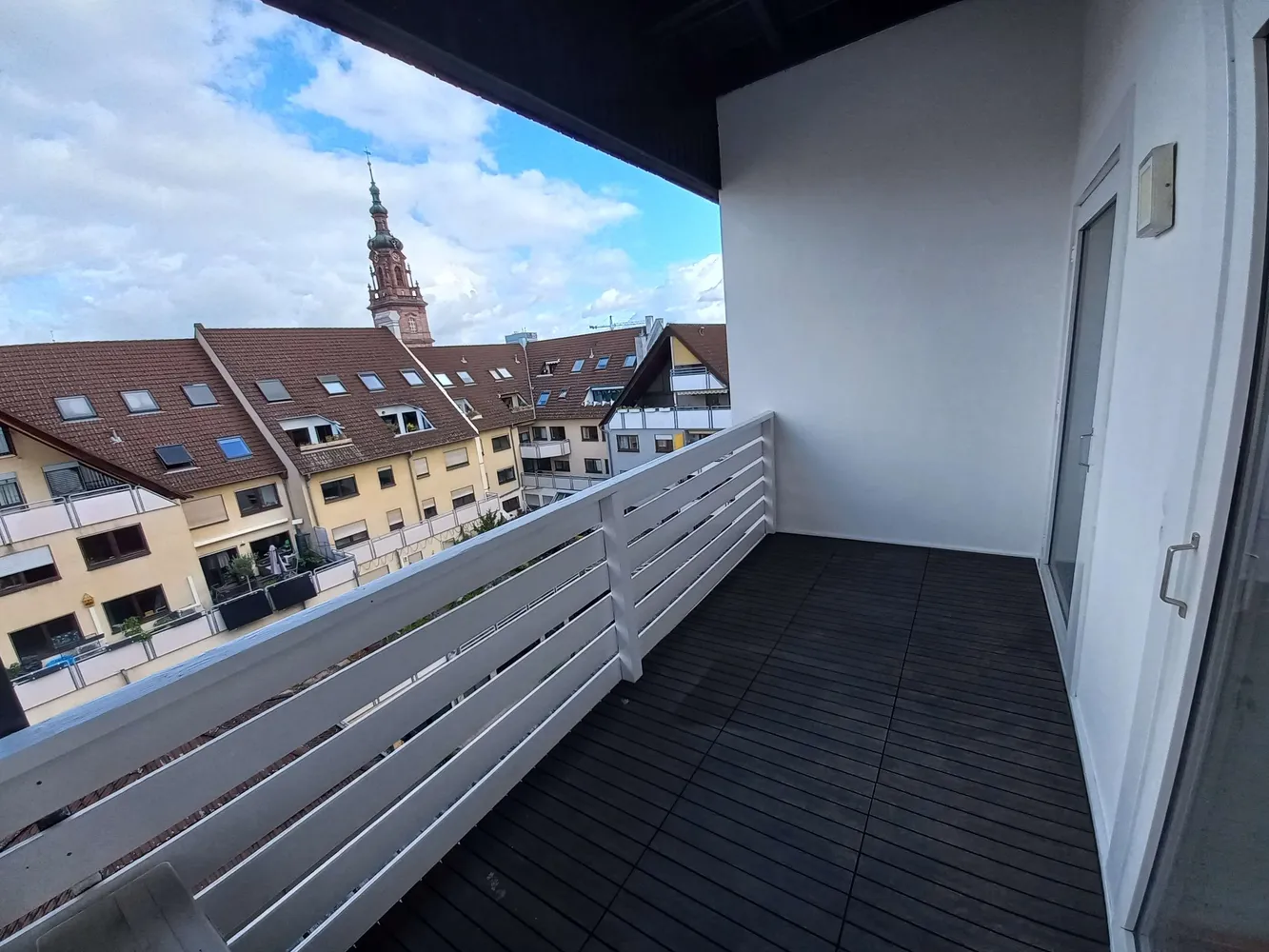 4 Zimmer Wohnung mit 101 m² in Mannheim – Bild 2