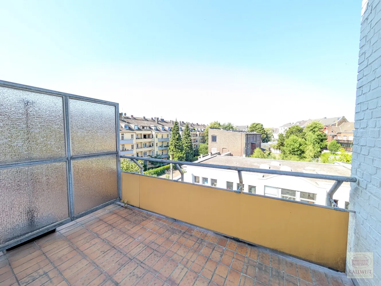 2 Zimmer Wohnung mit 80 m² in Düsseldorf – Bild 5