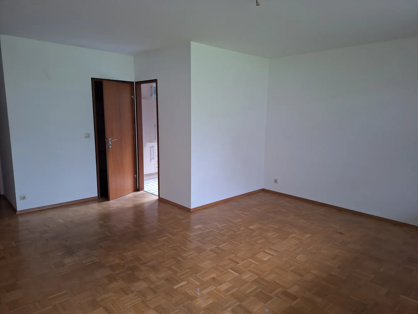 2 Zimmer Wohnung mit 63 m² in Stuttgart – Bild 4