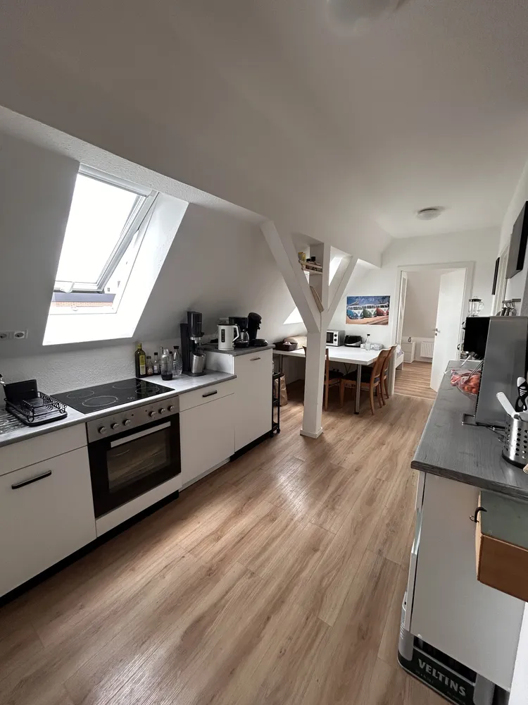 4 Zimmer Wohnung mit 83 m² in Oldenburg – Bild 1