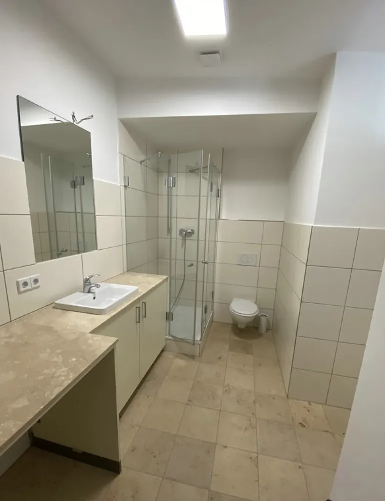 3 Zimmer Wohnung mit 160 m² in Berlin – Bild 9