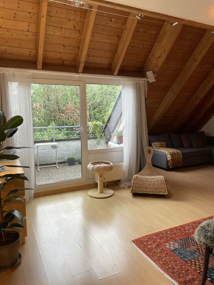 2 Zimmer Wohnung mit 85 m² in Stuttgart – Bild 2