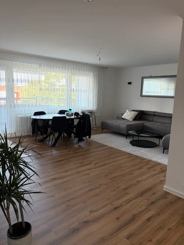 3 Zimmer Wohnung mit 89 m² in Hannover – Bild 1