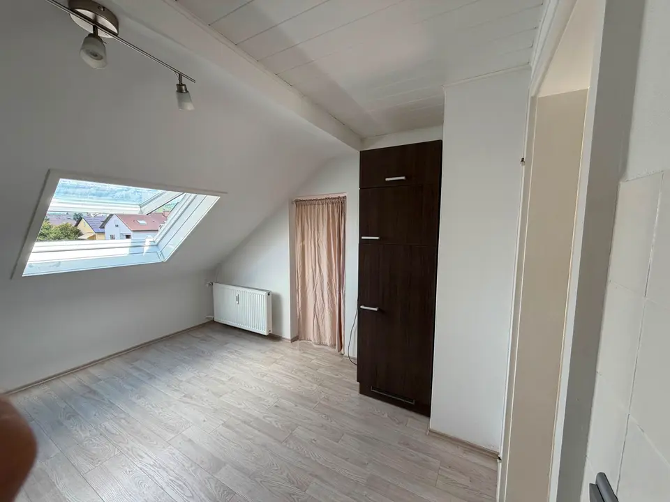 4 Zimmer Wohnung mit 75 m² in Weinheim – Bild 2