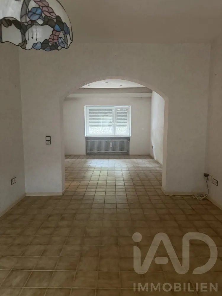 10 Zimmer Haus mit 240 m² in Saarbrücken – Bild 12