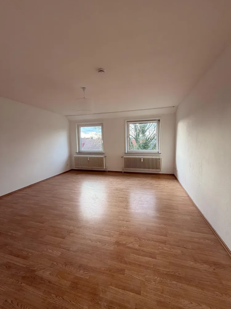 4 Zimmer Wohnung mit 92 m² in Delmenhorst – Bild 1
