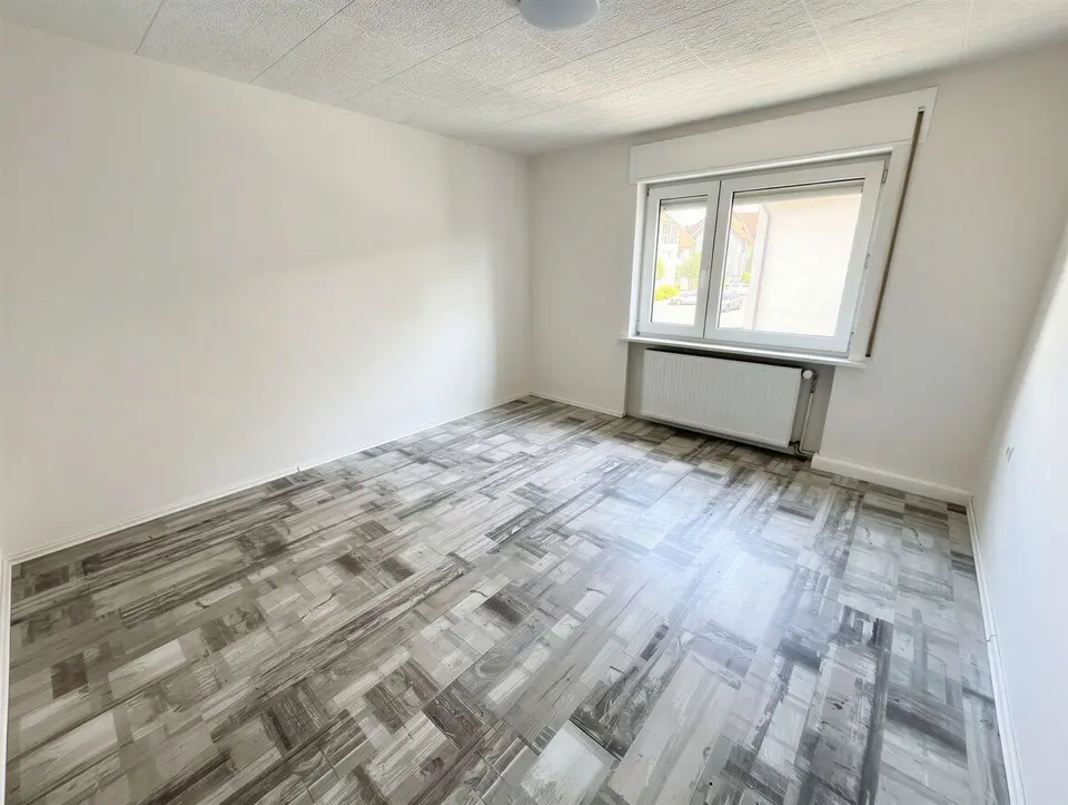 3 Zimmer Wohnung mit 80 m² in Sonneberg – Bild 4