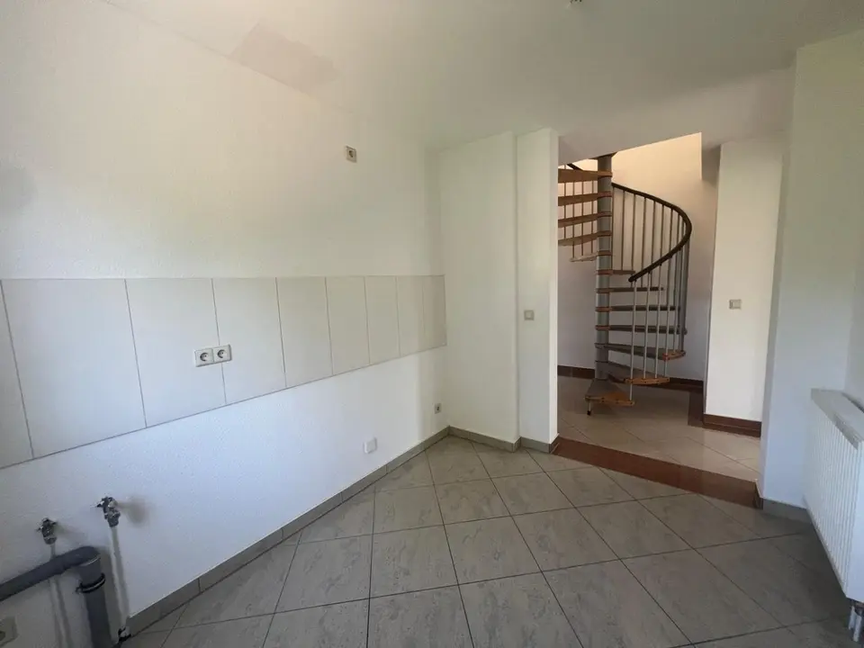 4 Zimmer Wohnung mit 102 m² in Delitzsch – Bild 2