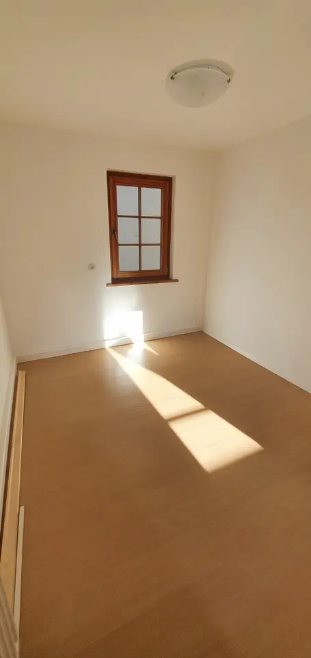 4 Zimmer Wohnung mit 98 m² in Rottenburg am Neckar – Bild 2